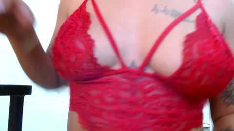 miia online show from 12.31.24