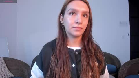 Miia 3 online show from 02.14.25