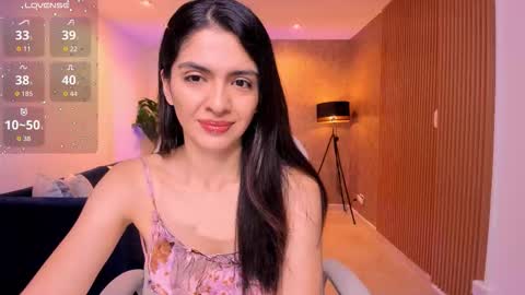 Mia online show from 10.03.25