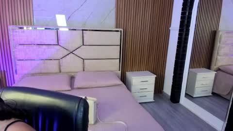 Snapshot of miiaamonroee chatting on 11.29.25 Mia Monroe online show from 11.29.25