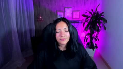 Snapshot of miichael_black chatting on 01.15.25 Michael Black online show from 01.15.25