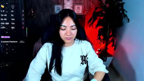 Snapshot of miichael_black chatting on 10.06.25 Michael Black online show from 10.06.25