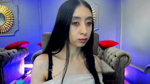 Snapshot of miilu__1 chatting on 12.06.24 miilu online show from 12.06.24