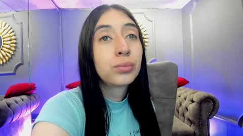 Snapshot of miilu__1 chatting on 02.14.25 miilu online show from 02.14.25