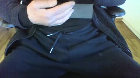 mik online show from 01.31.25