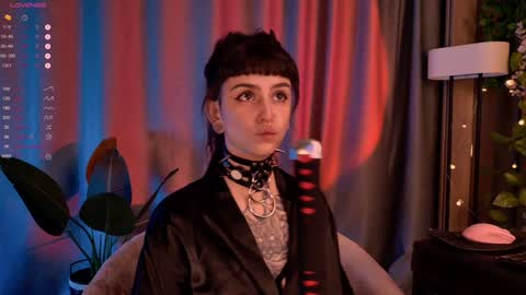 Snapshot of mika_moon_ chatting on 01.18.25 mika_moon_ online show from 01.18.25