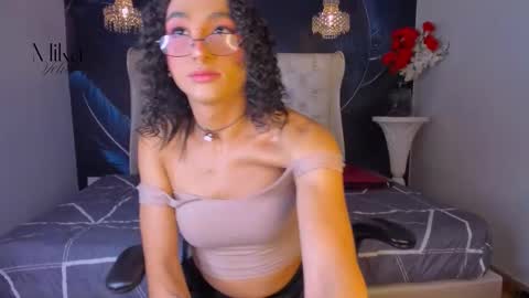 Snapshot of mika_velvet chatting on 02.18.26 mika_velvet online show from 02.18.26