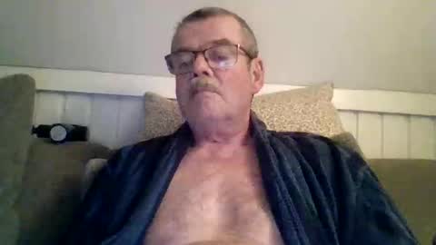 mikael42 online show from 04.14.26