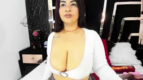 Mikaela Lust online show from 02.13.25