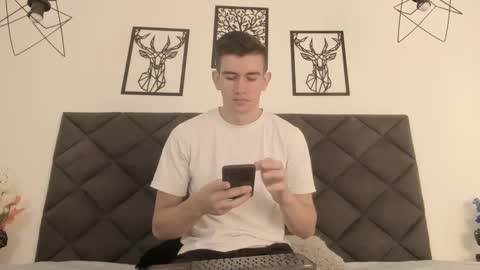 mikael online show from 03.12.25