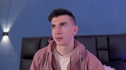 mikael online show from 10.03.25