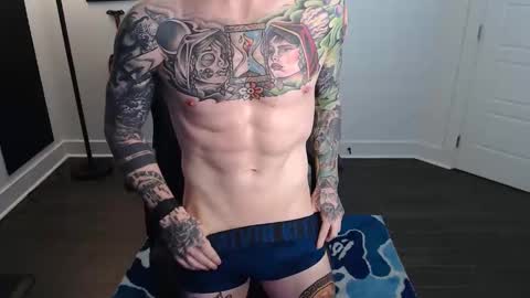 MikahisHung online show from 01.11.26