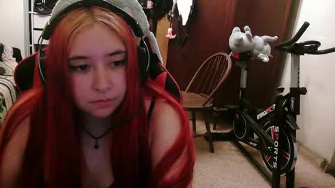 Mika online show from 04.10.26