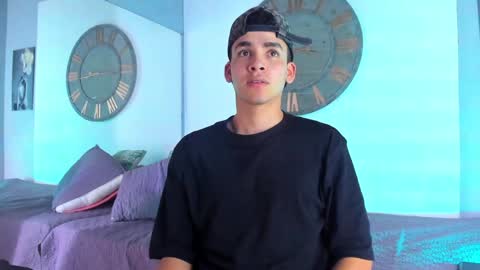 Mike 0233 online show from 12.17.24