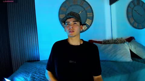 Mike 0233 online show from 02.22.25