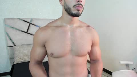 Snapshot of mike_belle chatting on 02.06.25 Mike Belle online show from 02.06.25