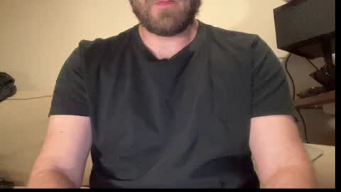 Snapshot of mike_berlin1 chatting on 12.28.24 MIke online show from 12.28.24