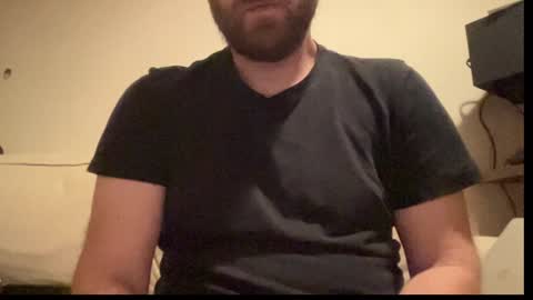 Snapshot of mike_berlin1 chatting on 01.01.25 MIke online show from 01.01.25