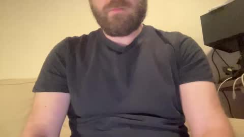 Snapshot of mike_berlin1 chatting on 02.09.25 MIke online show from 02.09.25