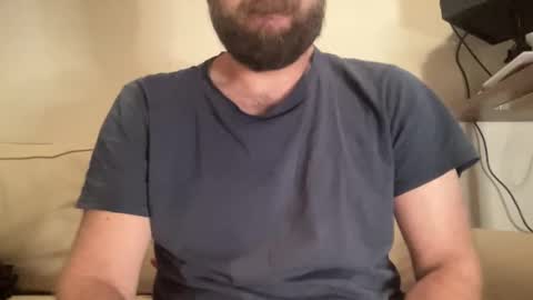 Snapshot of mike_berlin1 chatting on 09.11.25 MIke online show from 09.11.25