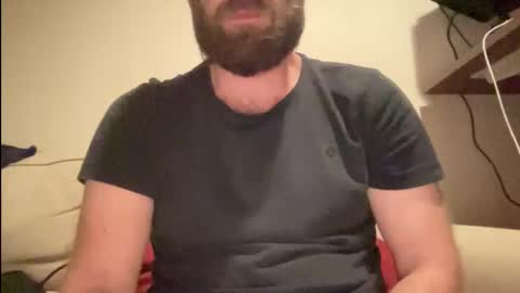 Snapshot of mike_berlin1 chatting on 09.26.25 MIke online show from 09.26.25