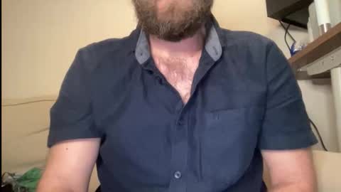 Snapshot of mike_berlin1 chatting on 10.03.25 MIke online show from 10.03.25