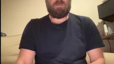 Snapshot of mike_berlin1 chatting on 10.05.25 MIke online show from 10.05.25