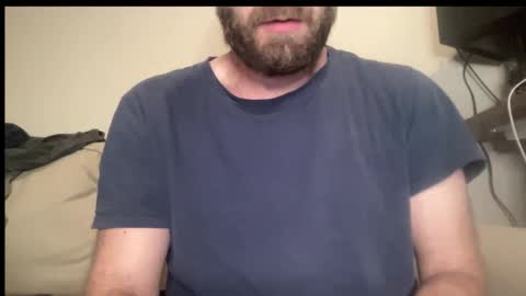 Snapshot of mike_berlin1 chatting on 10.17.25 MIke online show from 10.17.25