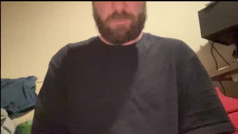 Snapshot of mike_berlin1 chatting on 11.08.25 MIke online show from 11.08.25