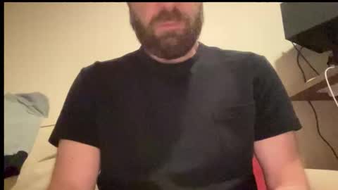 Snapshot of mike_berlin1 chatting on 11.11.25 MIke online show from 11.11.25