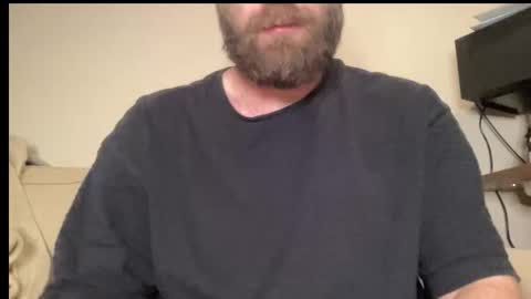 Snapshot of mike_berlin1 chatting on 11.16.25 MIke online show from 11.16.25