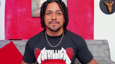 Snapshot of mike_estevess chatting on 12.09.24 online show from 12.09.24