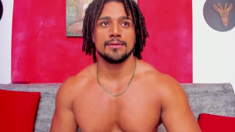 Snapshot of mike_estevess chatting on 12.13.24 online show from 12.13.24