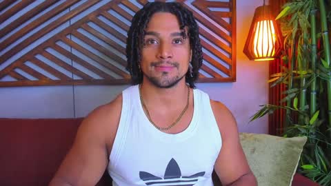 Snapshot of mike_estevess chatting on 01.25.25 online show from 01.25.25