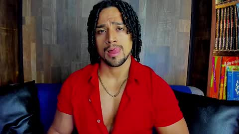 Snapshot of mike_estevess chatting on 02.22.25 online show from 02.22.25