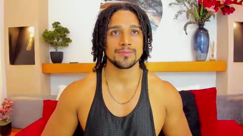 Snapshot of mike_estevess chatting on 02.24.25 online show from 02.24.25