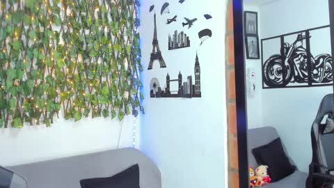 Snapshot of mike_kilian1 chatting on 01.08.25 mike kilian1 online show from 01.08.25