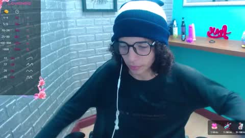 Snapshot of mike_miiller_ chatting on 11.06.25 I AM KURTT online show from 11.06.25