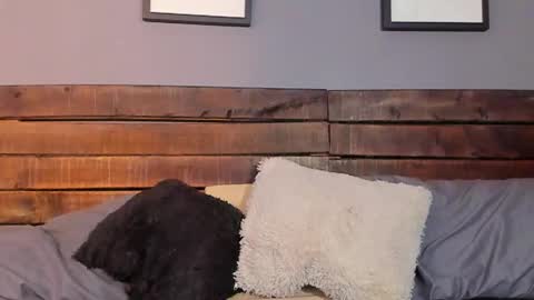 Mike Montoya online show from 01.08.26