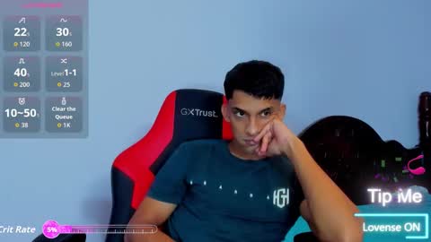 Snapshot of mike_shelby21 chatting on 11.26.25 mike_shelby21 online show from 11.26.25