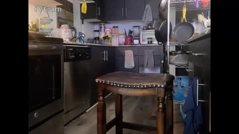 Snapshot of mikearizona chatting on 11.25.25 Mike online show from 11.25.25