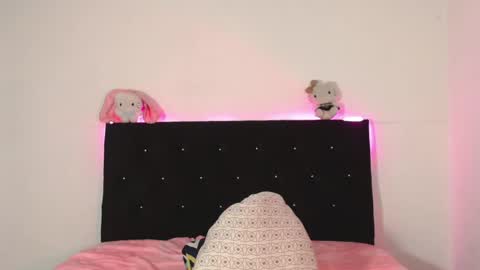 Snapshot of mikee_g chatting on 11.07.25 ZARA BLARE online show from 11.07.25