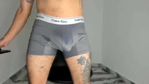 mikee_scooth online show from 12.22.25