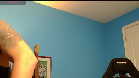 mikehawk1589 online show from 01.28.25