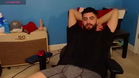 mikehawk1589 online show from 03.11.25