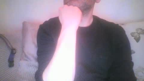 mikehockishuge9 online show from 01.01.25