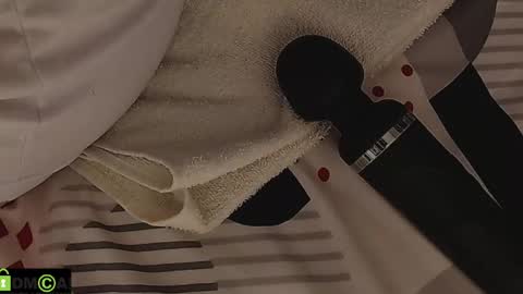 Mikell Williams online show from 12.19.24