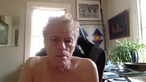 mikelub11235 online show from 01.18.25