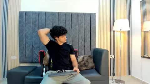 Snapshot of mikey_banji chatting on 09.15.25 mikey_banji online show from 09.15.25