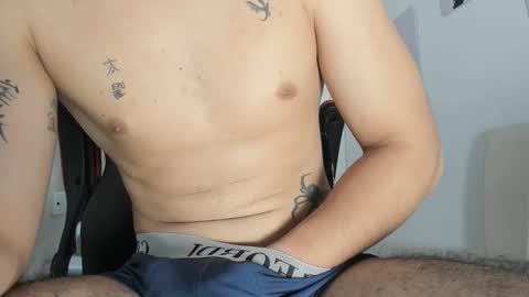 Snapshot of mikey_banji chatting on 11.20.25 mikey_banji online show from 11.20.25